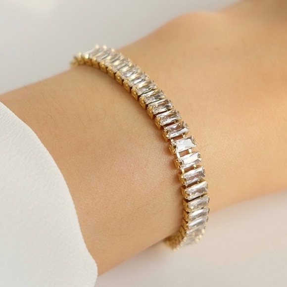 Jewelry - Cubic Zirconia Chain Bracelet | Gold Plated Stainless Steel